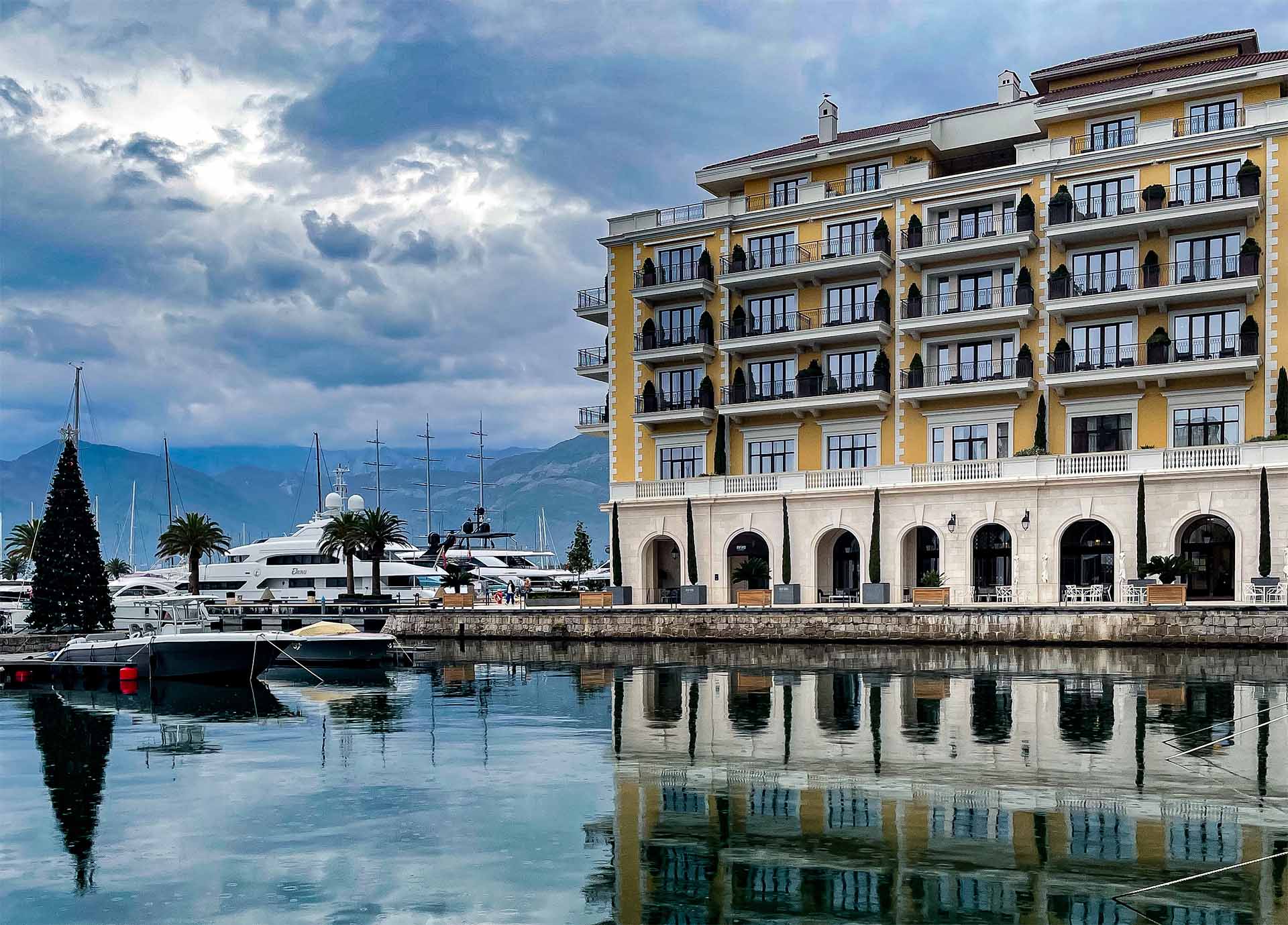 Tivat, Montenegro 85320, 3 Bedrooms Bedrooms, ,3 BathroomsBathrooms,Apartment,For Sale,Porto Montenegro,4,1108