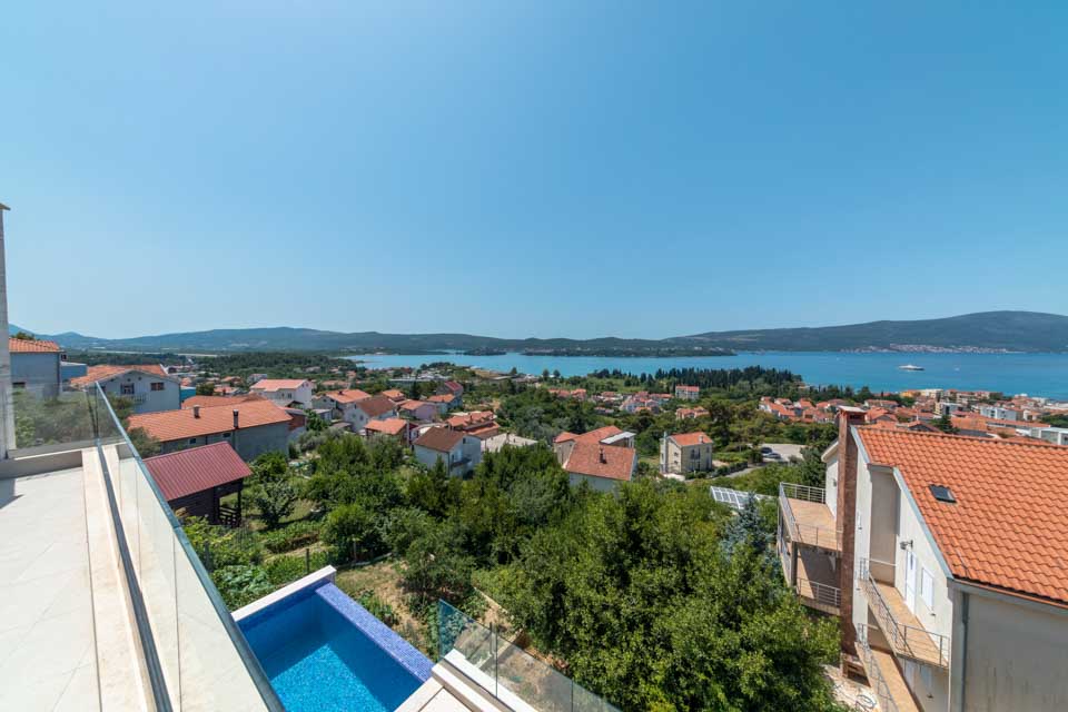 Tivat, Montenegro 85320, 4 Bedrooms Bedrooms, ,5 BathroomsBathrooms,Villa,For Sale,1132