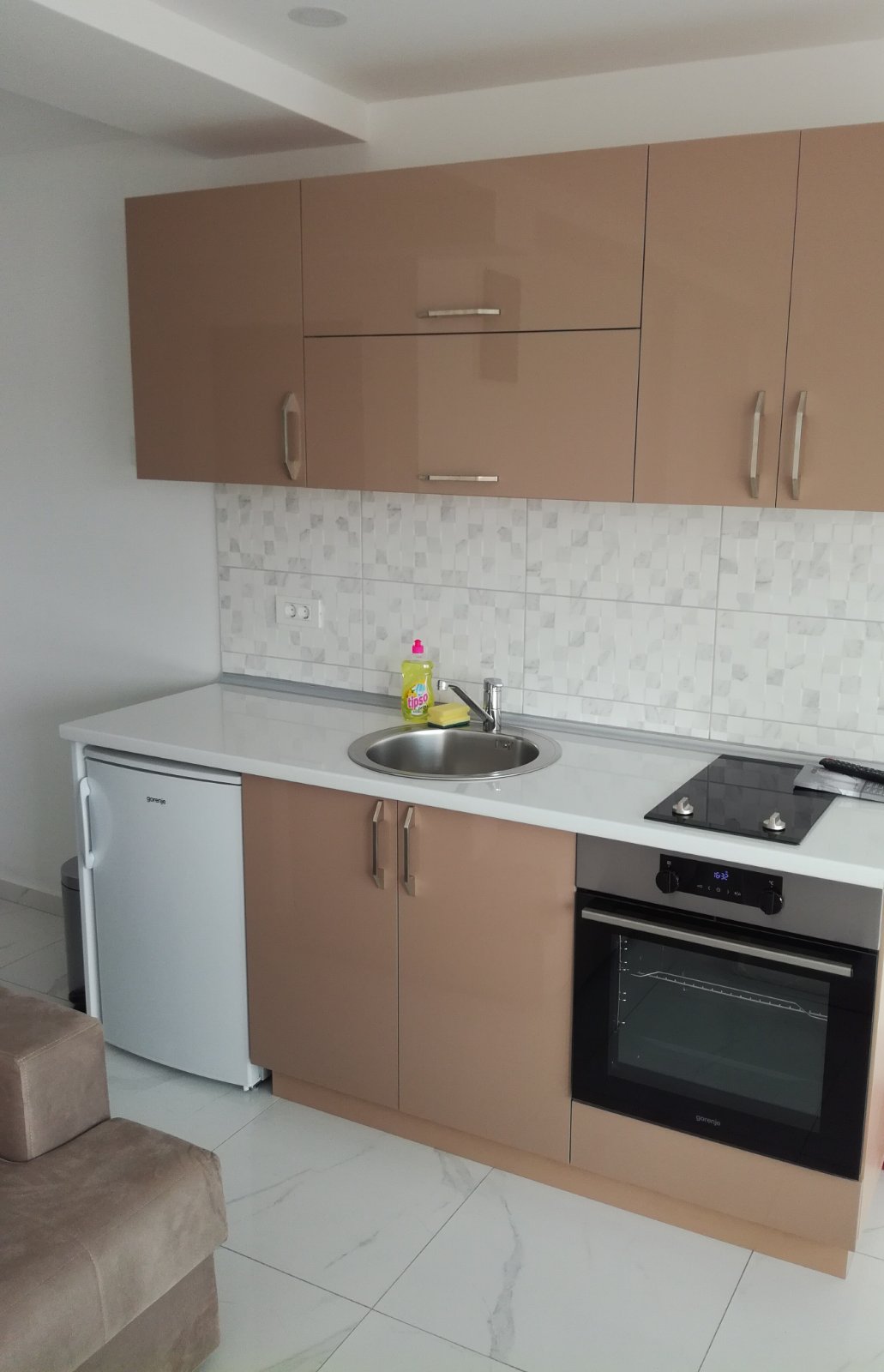 Tivat, Montenegro 85330, 1 Bedroom Bedrooms, ,1 BathroomBathrooms,Apartment,For Rent,1163