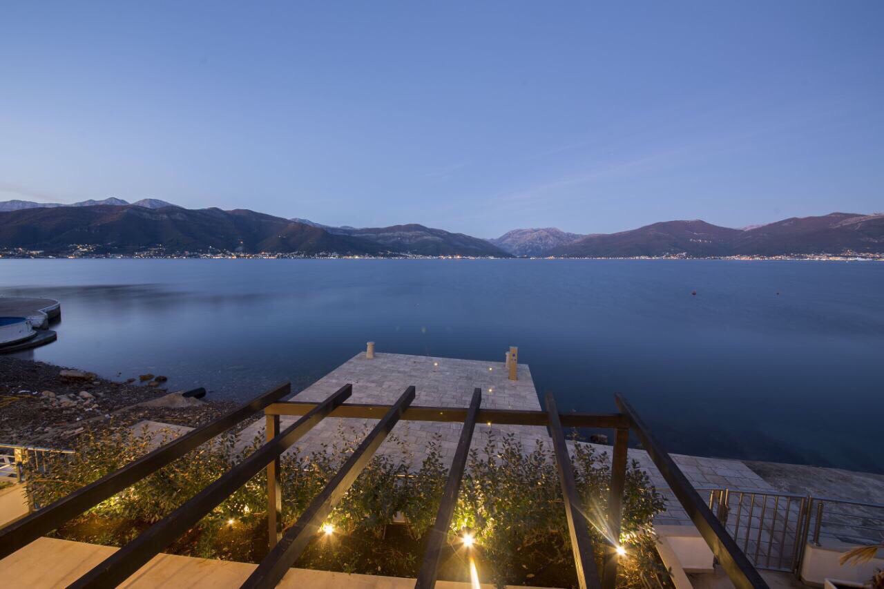 Tivat, Montenegro 85320, 4 Bedrooms Bedrooms, ,4 BathroomsBathrooms,Villa,For Sale,1174