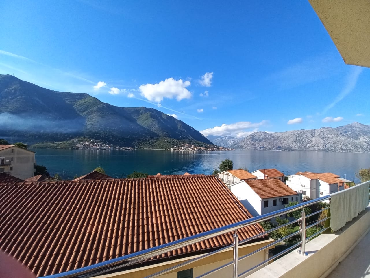 Kotor, Montenegro 85330, 3 Bedrooms Bedrooms, ,2 BathroomsBathrooms,Apartment,For Sale,1183