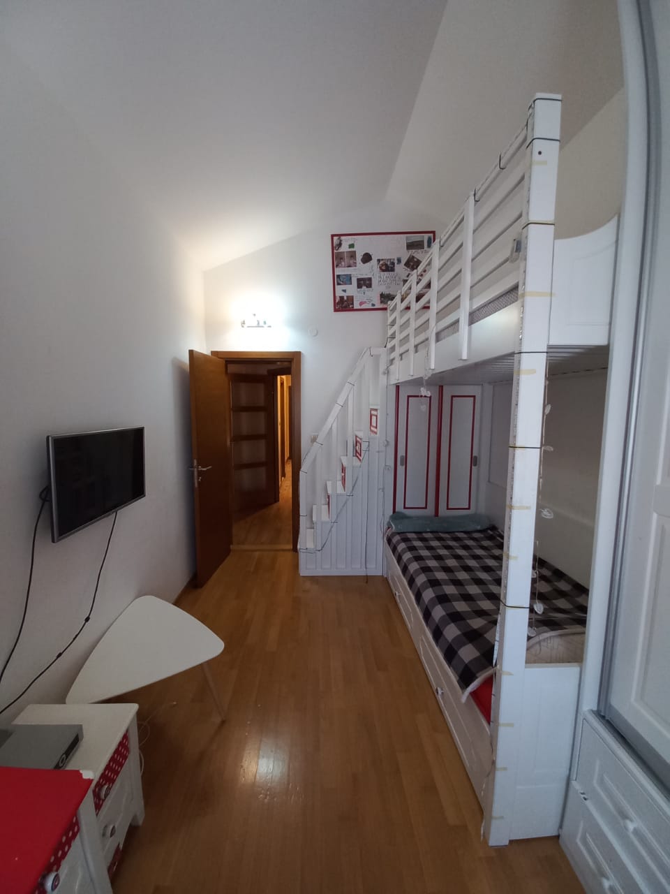 Kotor, Montenegro 85330, 3 Bedrooms Bedrooms, ,2 BathroomsBathrooms,Apartment,For Sale,1183