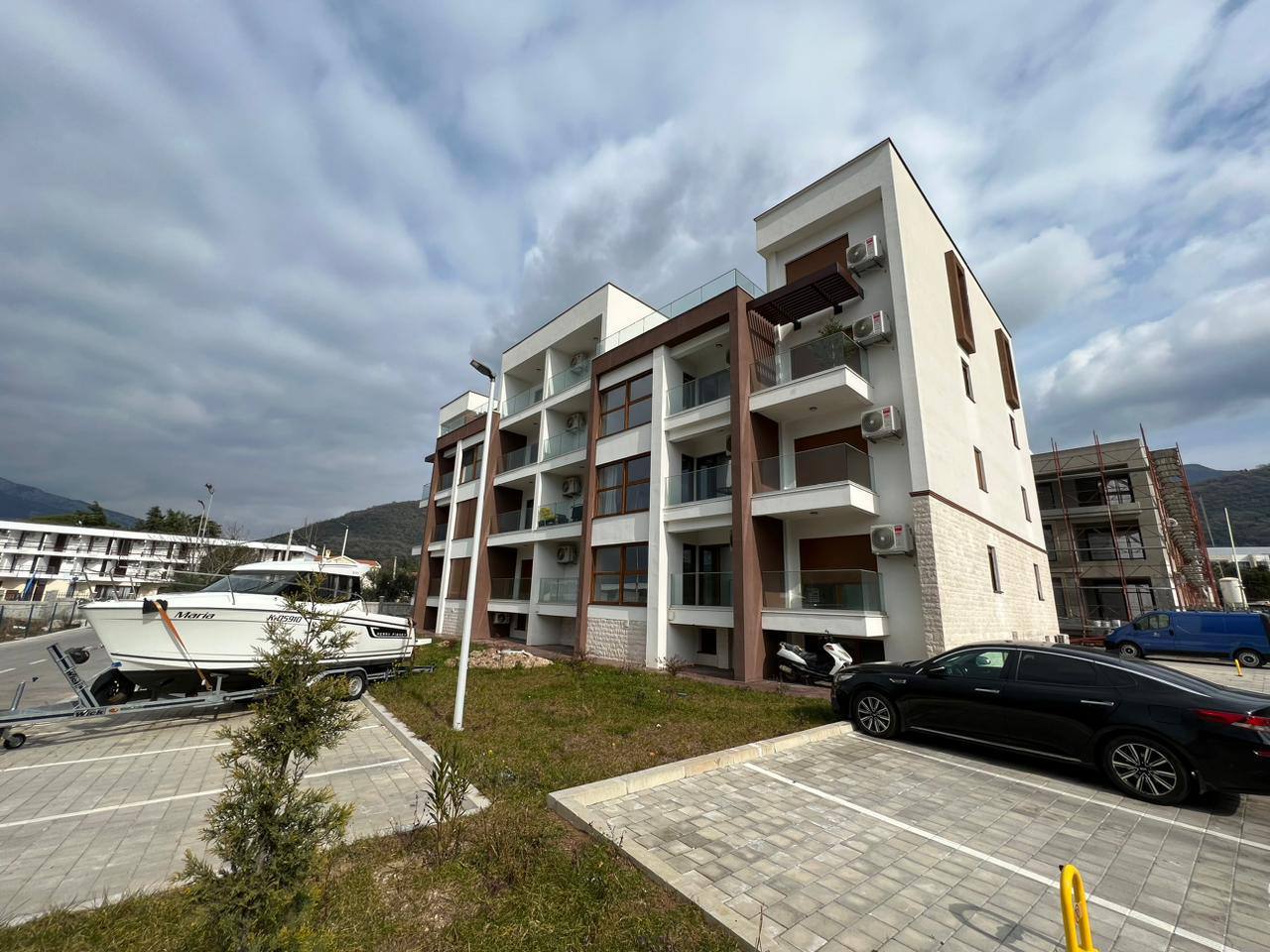 Tivat, Montenegro 85320, 1 Bedroom Bedrooms, ,1 BathroomBathrooms,Apartment,For Sale,1195