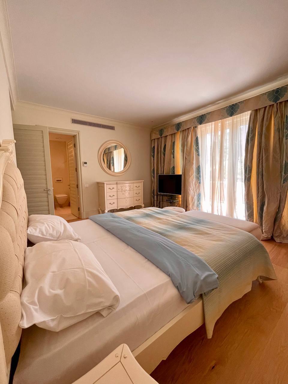 Tivat, Montenegro 85320, 2 Bedrooms Bedrooms, ,2 BathroomsBathrooms,Apartment,For Sale,Porto Montenegro,1206