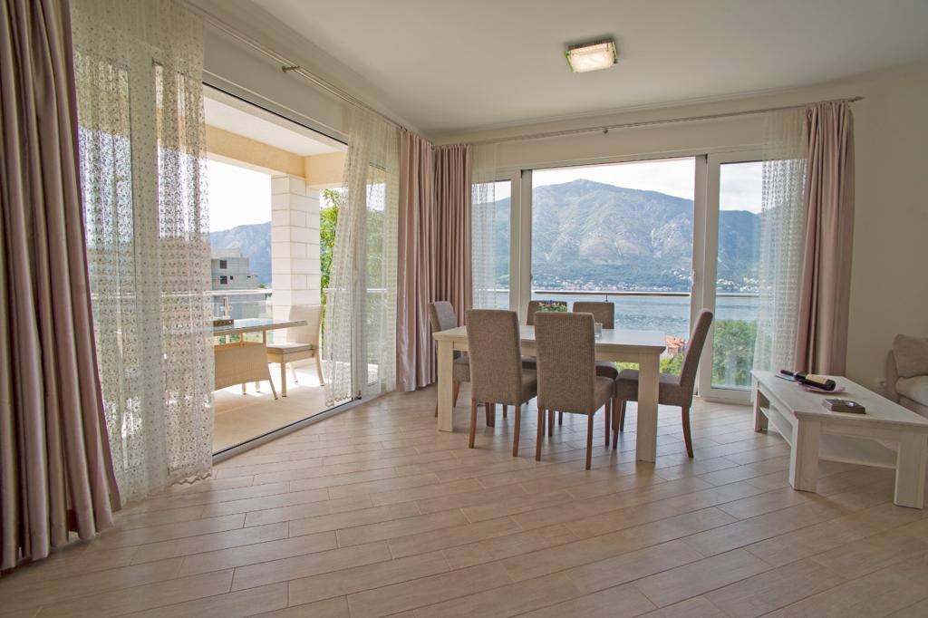 Kotor, Montenegro 85330, 2 Bedrooms Bedrooms, ,2 BathroomsBathrooms,Apartment,For Rent,1,1216