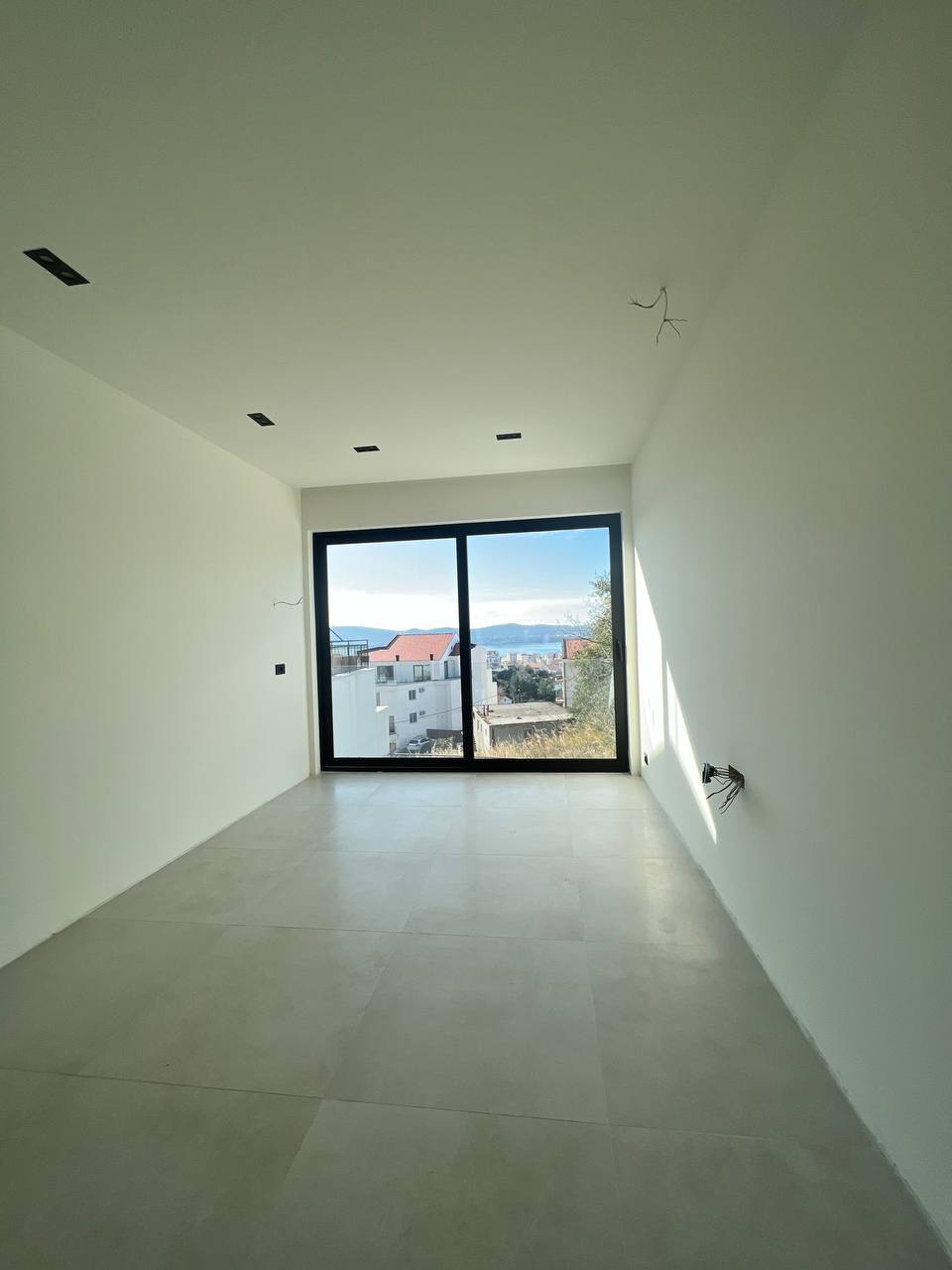 Tivat, Montenegro 85320, 4 Bedrooms Bedrooms, ,4 BathroomsBathrooms,Villa,For Sale,1222