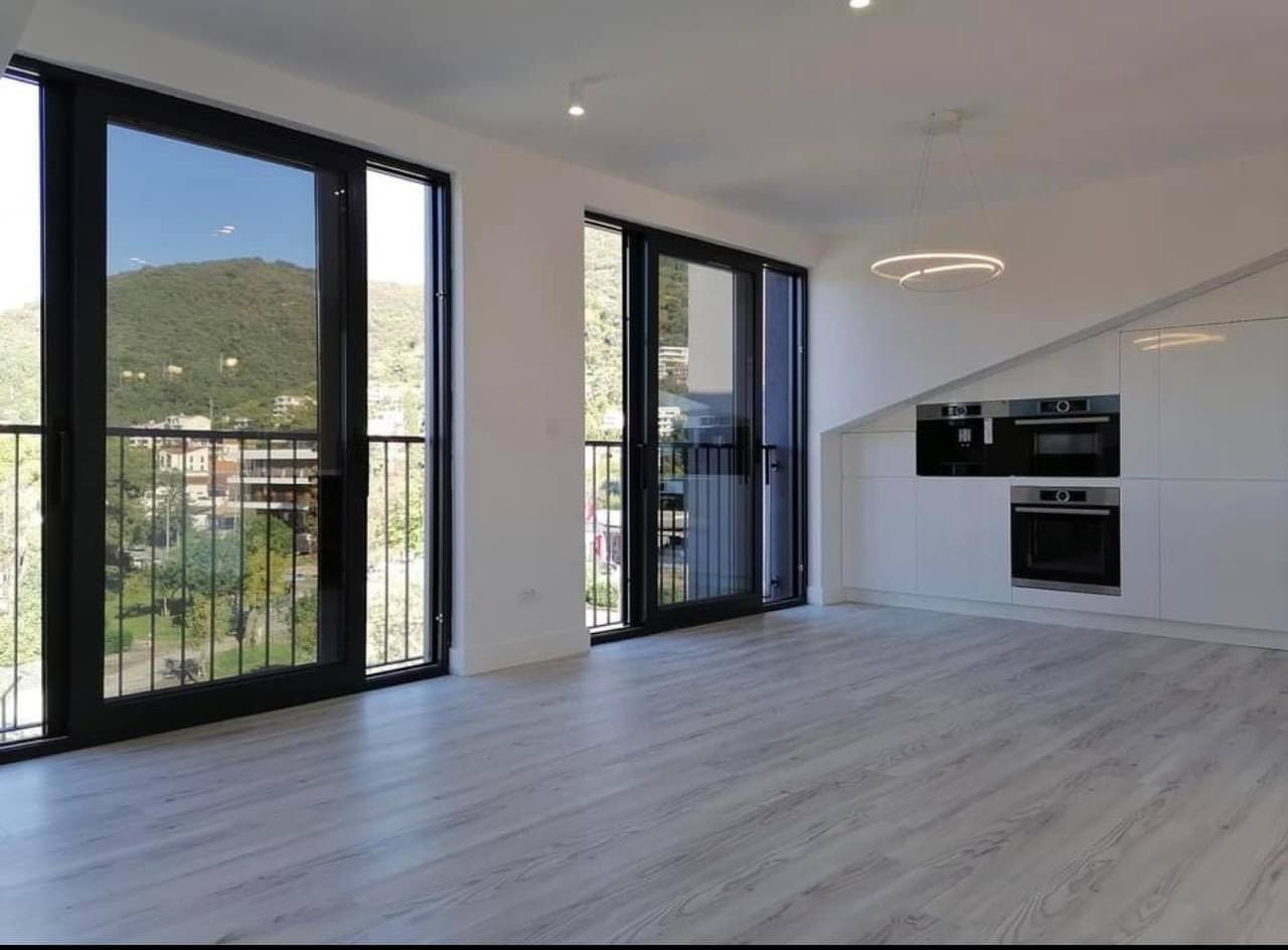 Tivat, Montenegro 85320, 2 Bedrooms Bedrooms, ,2 BathroomsBathrooms,Penthouse,For Sale,1223