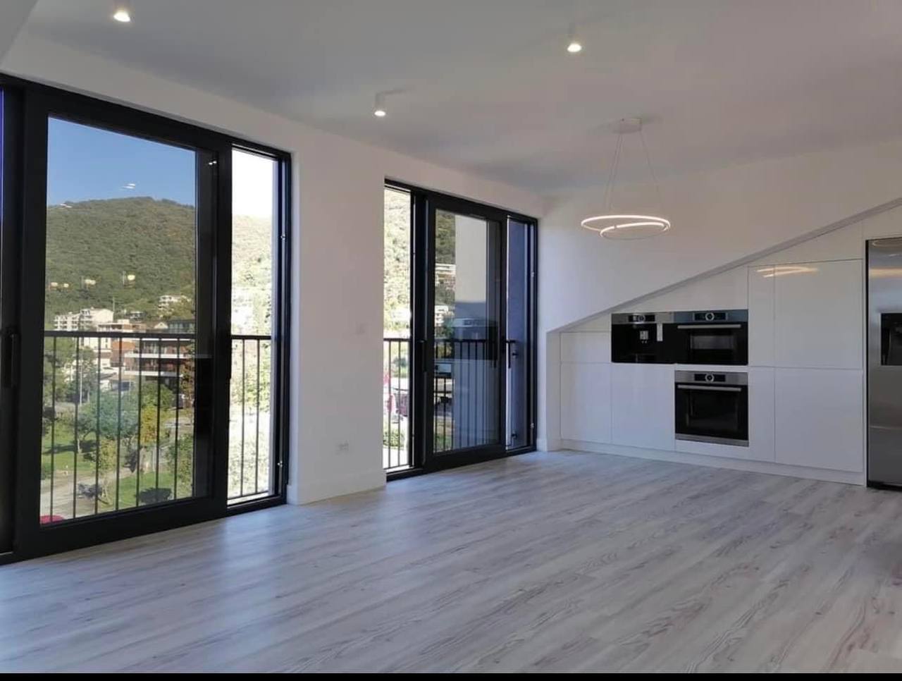 Tivat, Montenegro 85320, 2 Bedrooms Bedrooms, ,2 BathroomsBathrooms,Penthouse,For Sale,1223