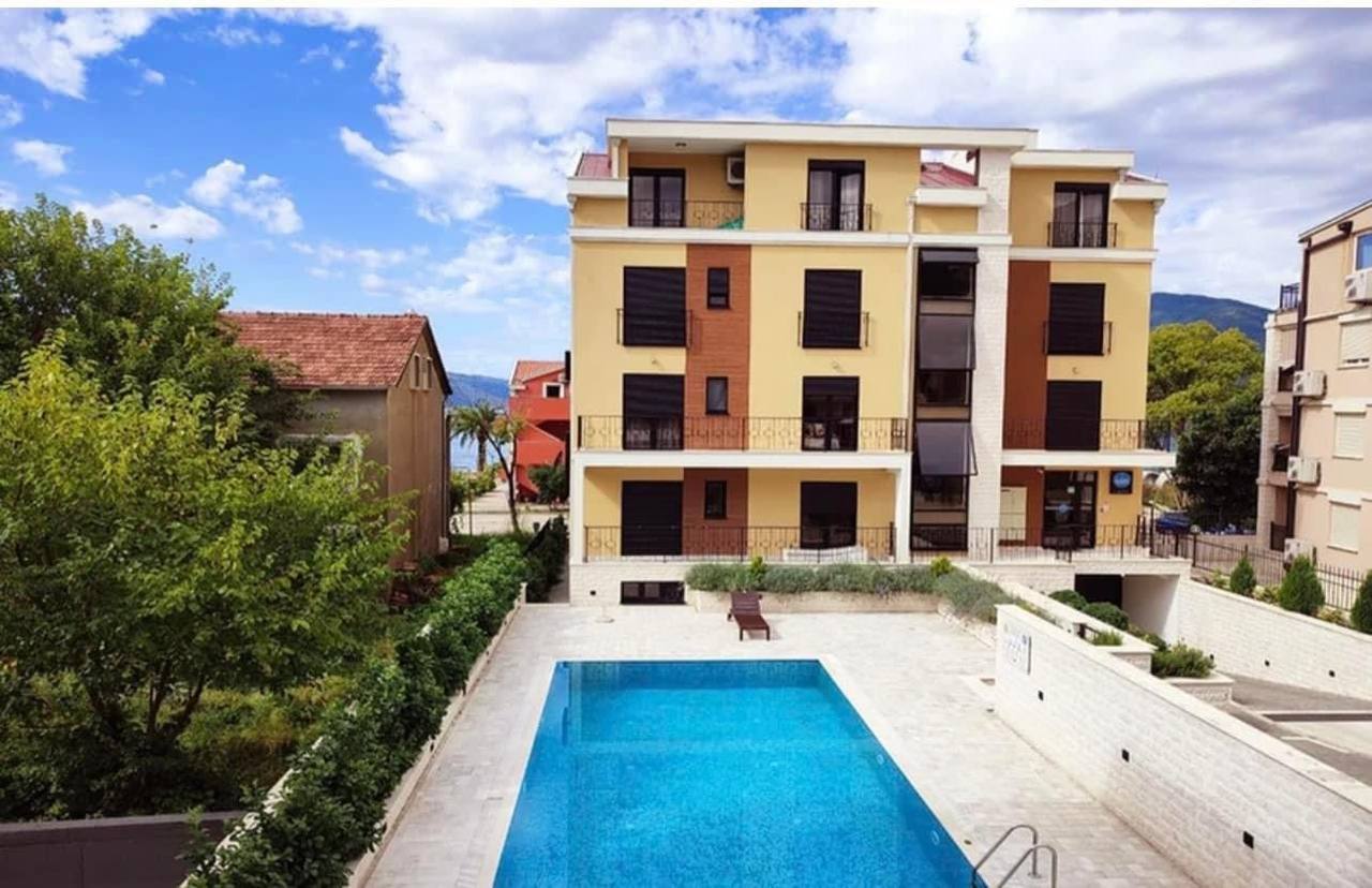 Tivat, Montenegro 85320, 2 Bedrooms Bedrooms, ,1 BathroomBathrooms,Apartment,For Sale,1241