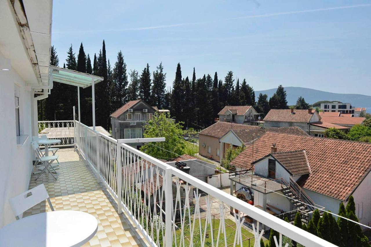 Tivat, Montenegro 85320, 1 Bedroom Bedrooms, ,1 BathroomBathrooms,Apartment,For Rent,2,1257