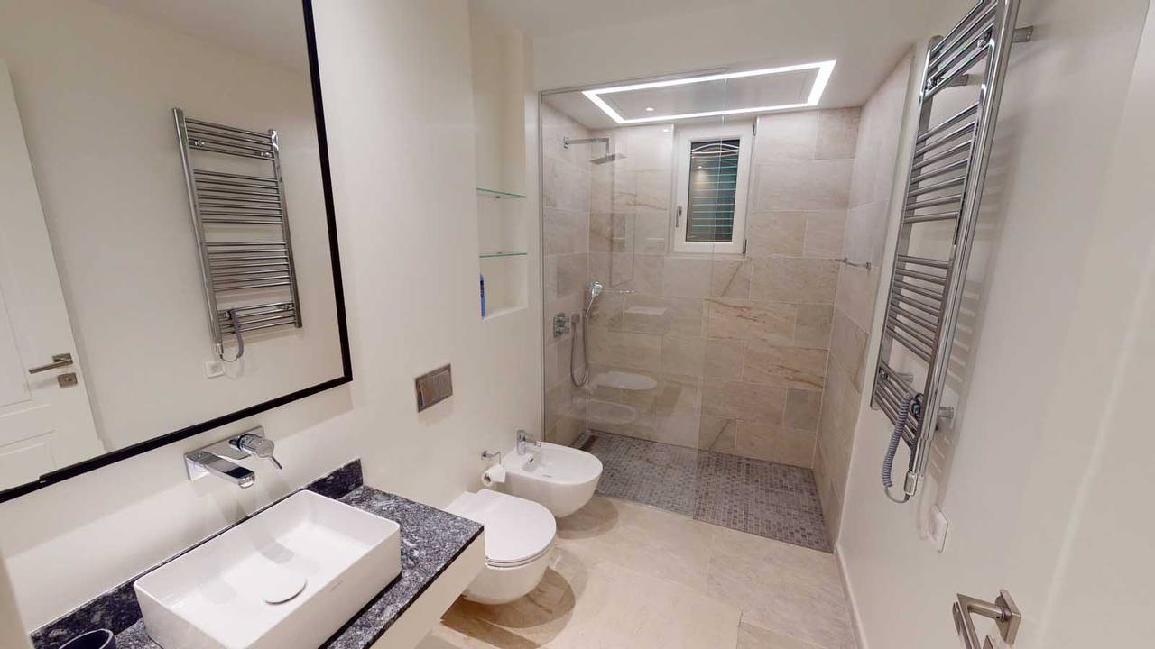 Tivat, Montenegro 85320, 3 Bedrooms Bedrooms, ,4 BathroomsBathrooms,Penthouse,For Sale,1259